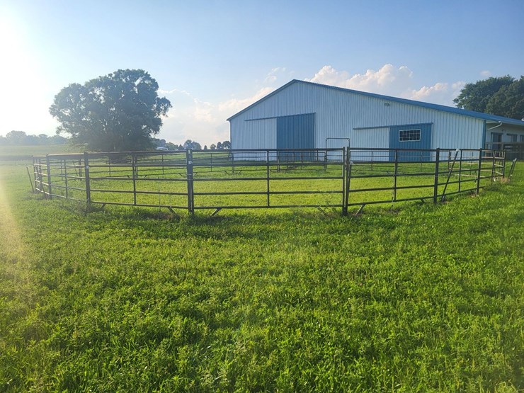 (18)-gate-round-pen-w/walk-through-gate-image-1
