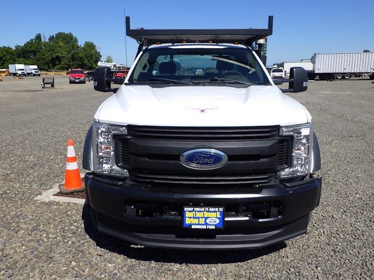 2019-ford-f550-image-8