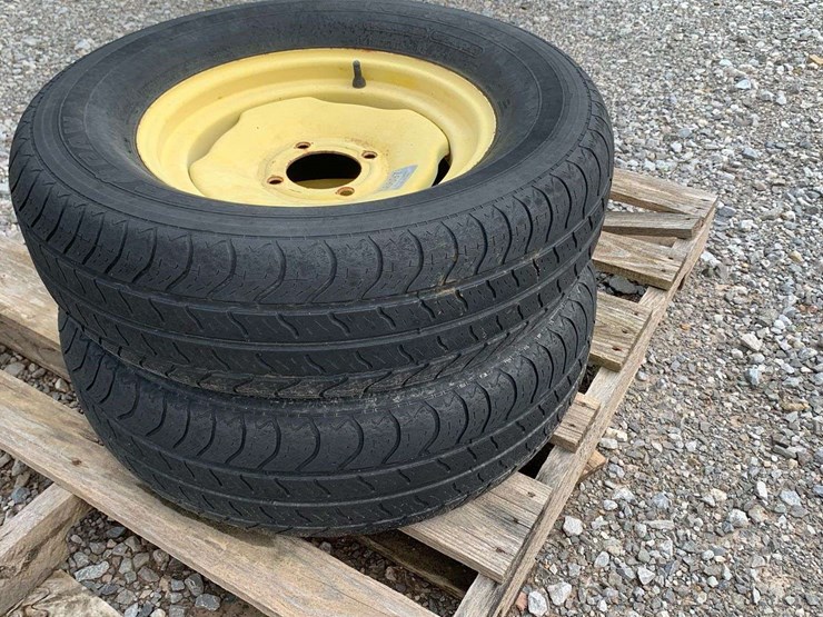 new-holland-hay-rake-wheels-image-1