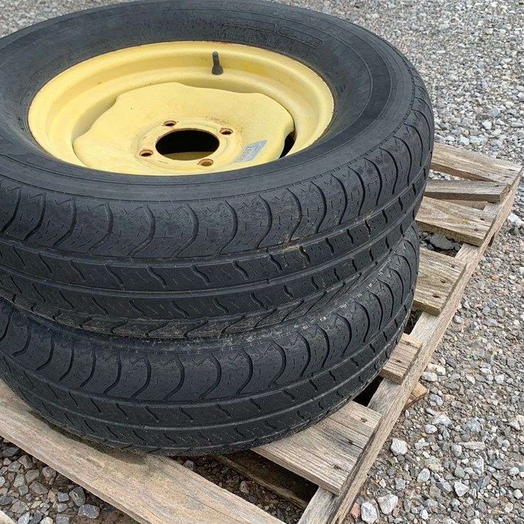 NEW HOLLAND HAY RAKE WHEELS
