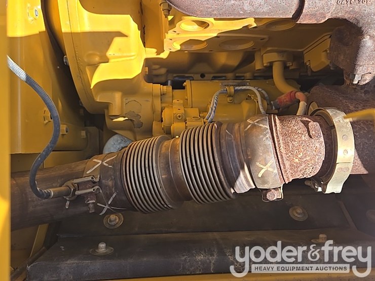 2019-caterpillar-336-image-56
