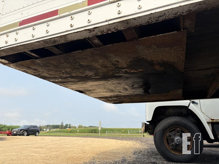 matlock-dry-van-semi-trailer-image-11