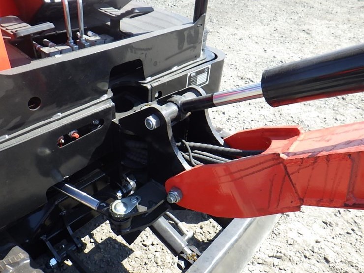2026-tpm-tpm-18hh-hydraulic-excavator-image-11
