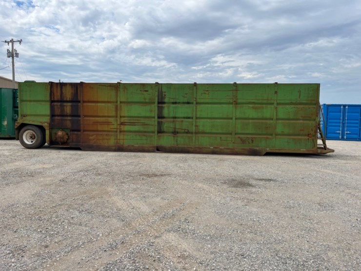 2005-chandler-500-bbl-frac-tank-image-3