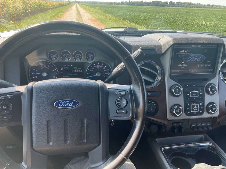 2016-ford-f250-lariat-image-17
