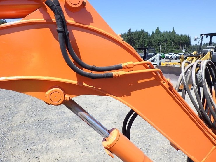 hitachi-ex21-image-24