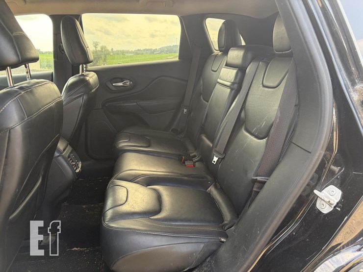 2015-jeep-cherokee-limited-image-6