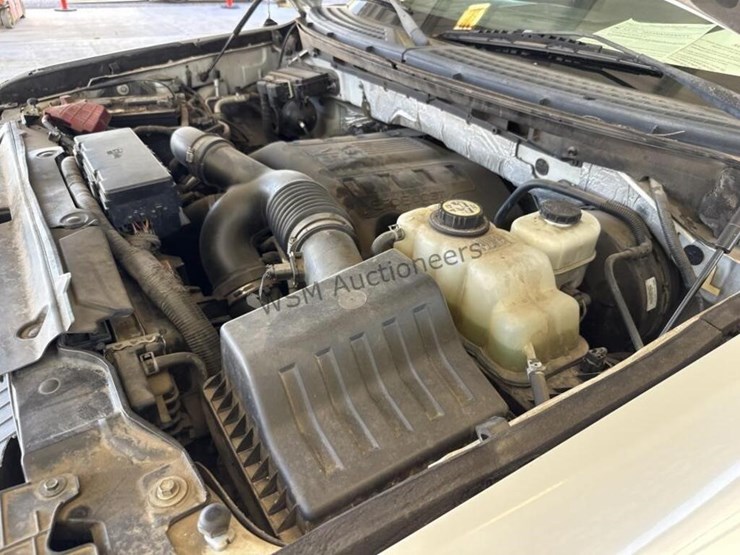 2011-ford-f150-image-13