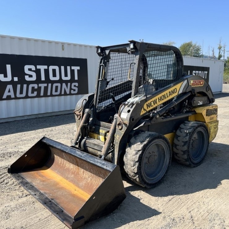 2012 NEW HOLLAND L220