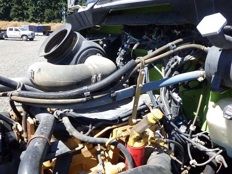 2006-kenworth-t300-image-26