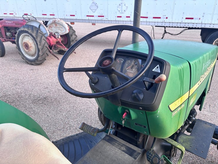 john-deere-5220-image-8