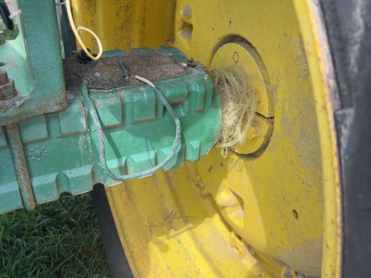 1968-john-deere-3020-image-9