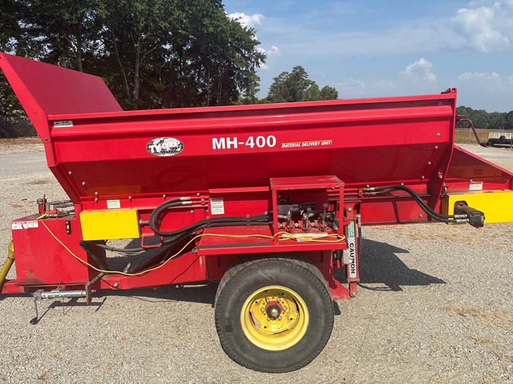 #1045-•-used-tycrop-mh400-material-handler-image-1
