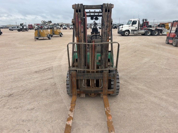 mitsubishi-fg30n-image-2