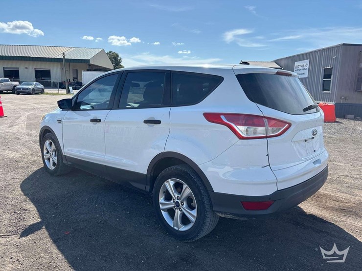 2015-ford-escape-image-4