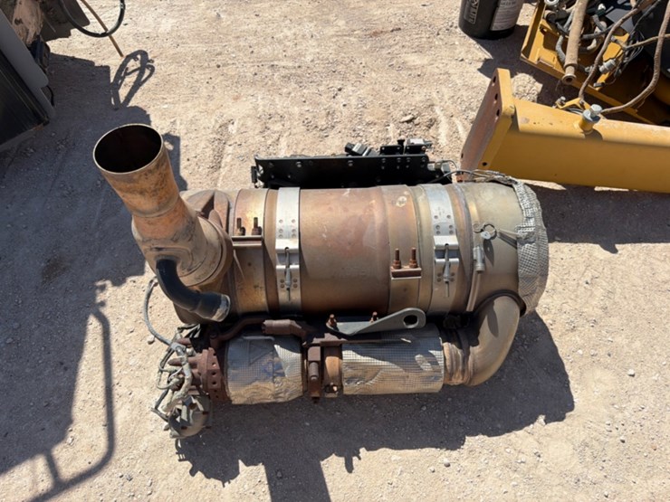caterpillar-d6t-xl-image-10