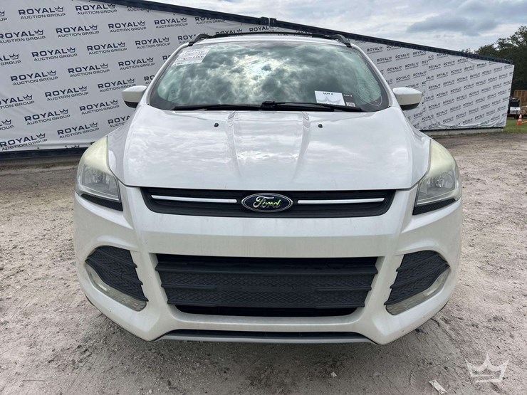 2014-ford-escape-image-25