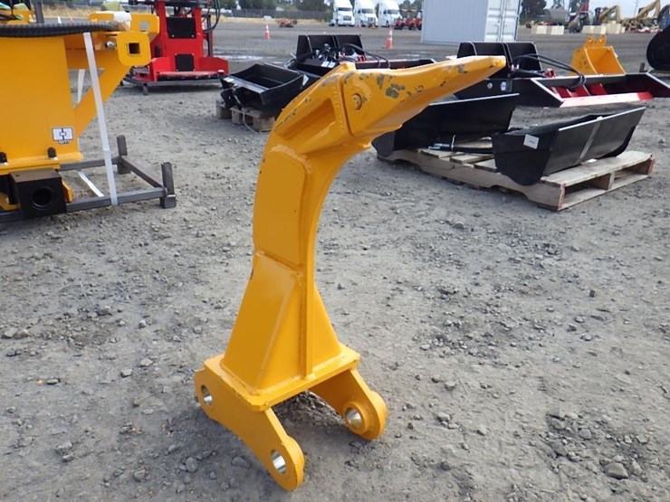 caterpillar-305-image-4