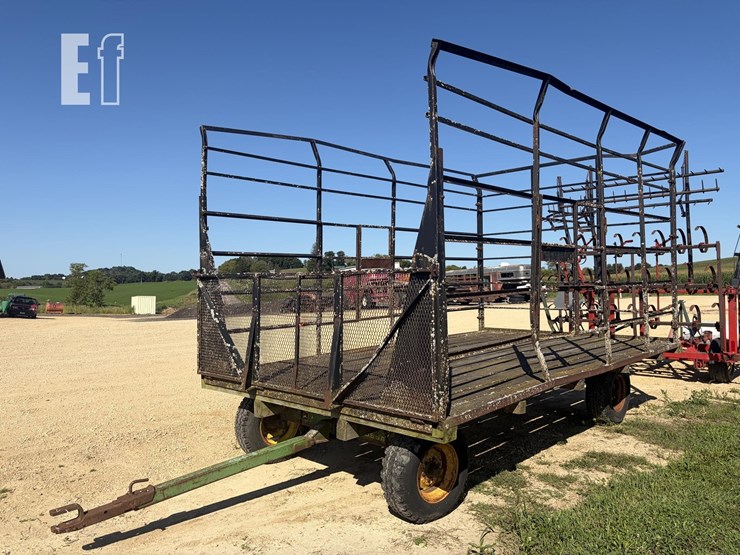 john-deere-1065-image-1
