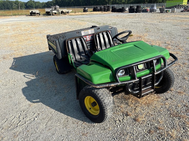 2015-john-deere-gator-image-6