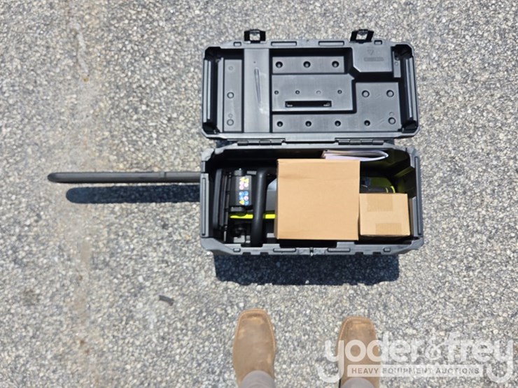 unused-ryobi-18"-chainsaw-c/w-case,-charger-image-5
