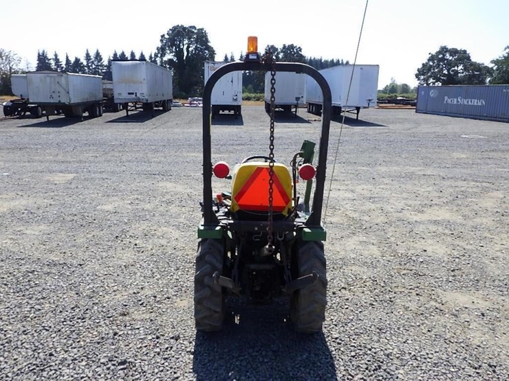 john-deere-4100-image-4