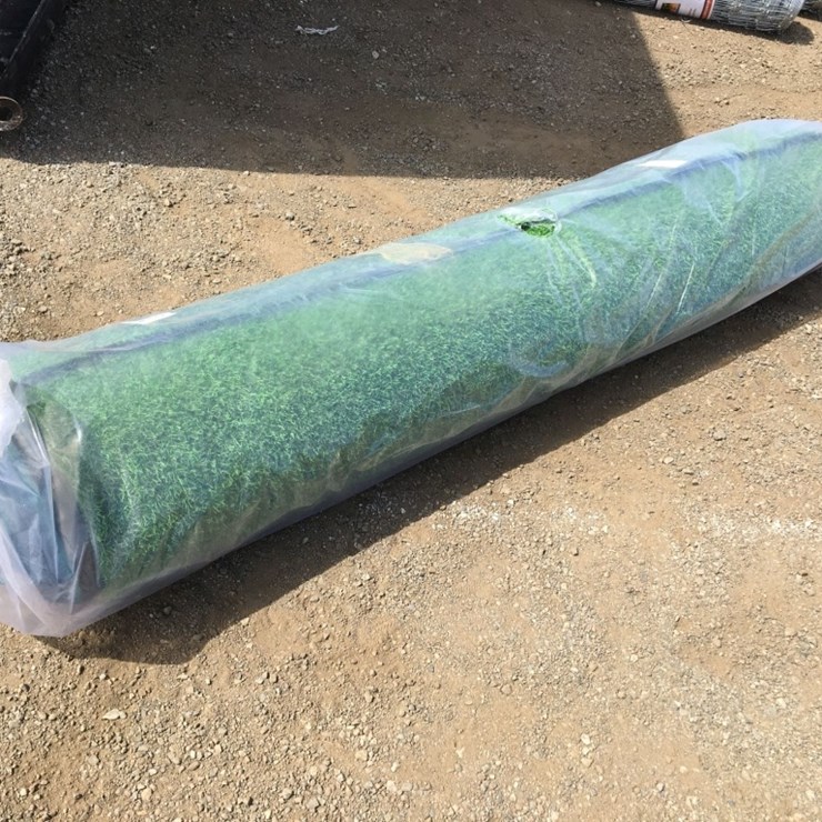 6.6ft x 49.2ft Roll of Unused Artificial Turf,