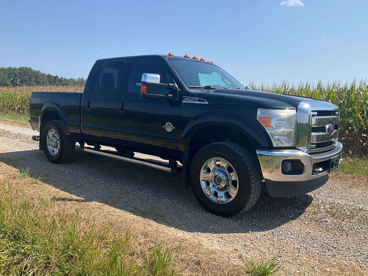 2016-ford-f250-lariat-image-4