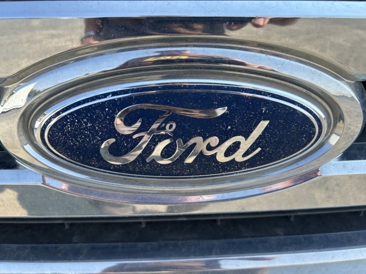 2012-ford-e450-sd-image-15