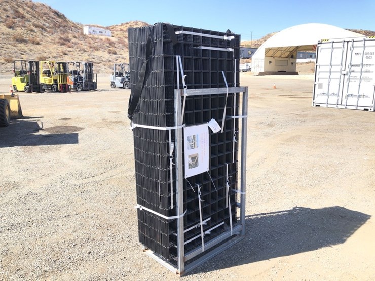 (80)-unused-36in-x-72in-6-gauge-metal-rail-panels-image-1