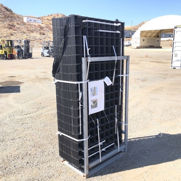 (80) Unused 36in x 72in 6-Gauge Metal Rail Panels