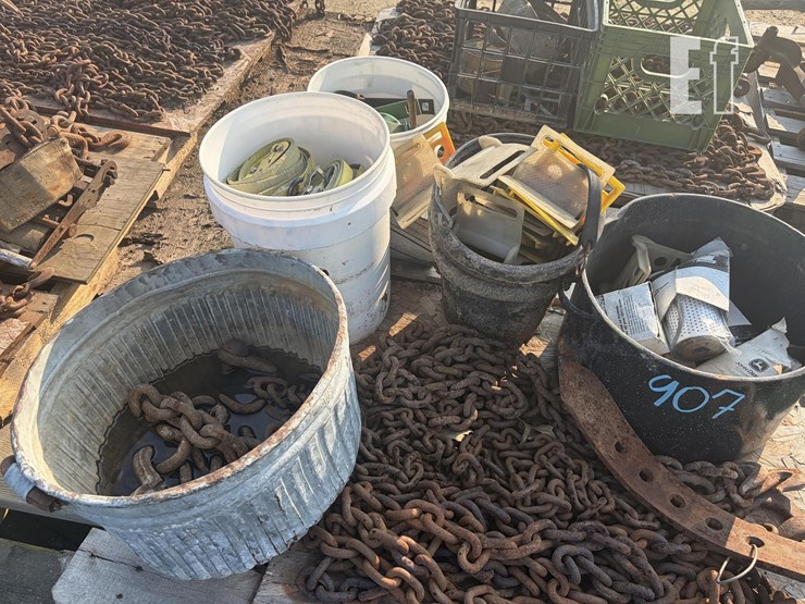 equipment-chains-image-3