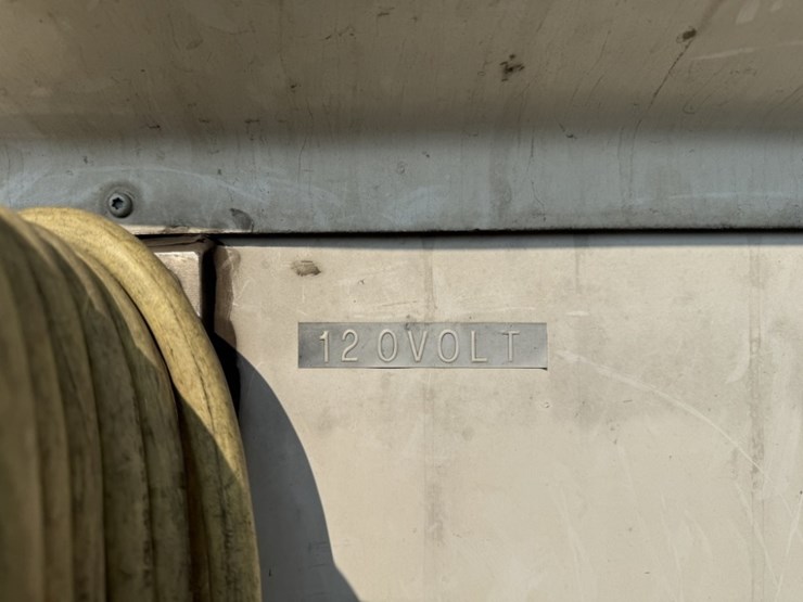 1995-cargo-wells-image-27