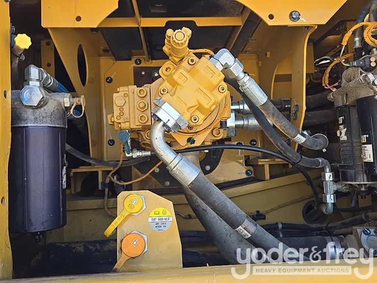 2019-caterpillar-336-image-39