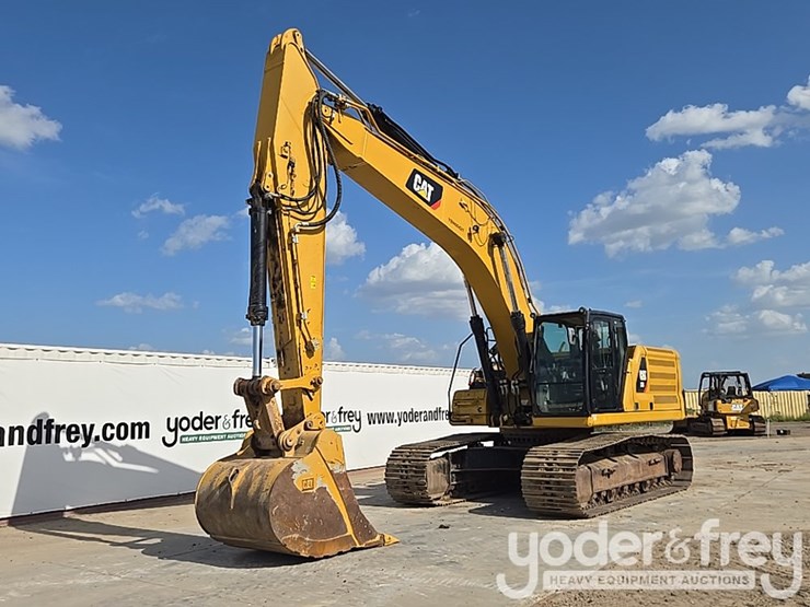 2019-caterpillar-336-image-1