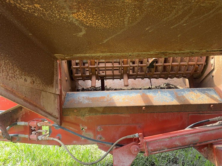 hesston-bp25-image-6