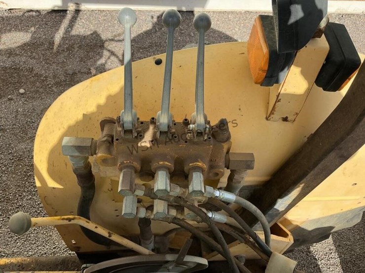 massey-ferguson-40e-image-20