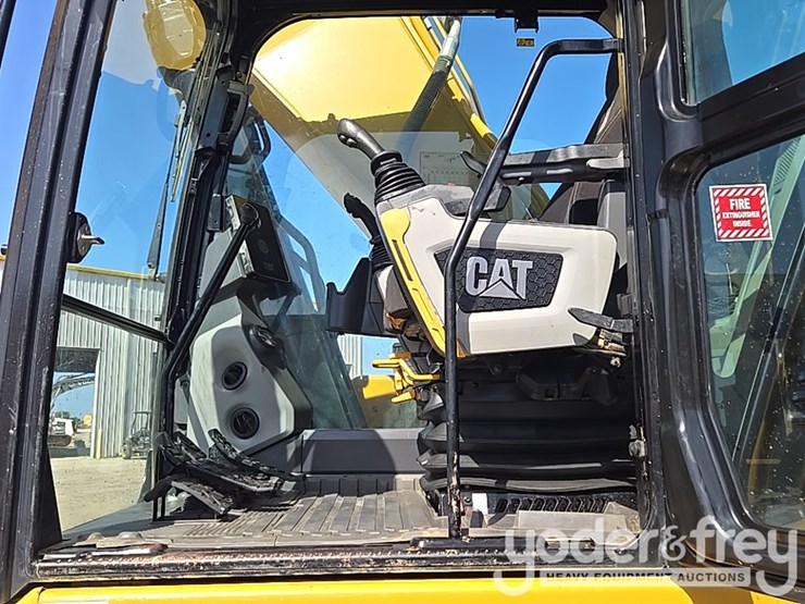 2019-caterpillar-336-image-75