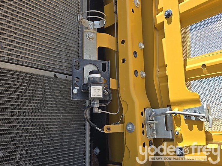 caterpillar-336-image-37