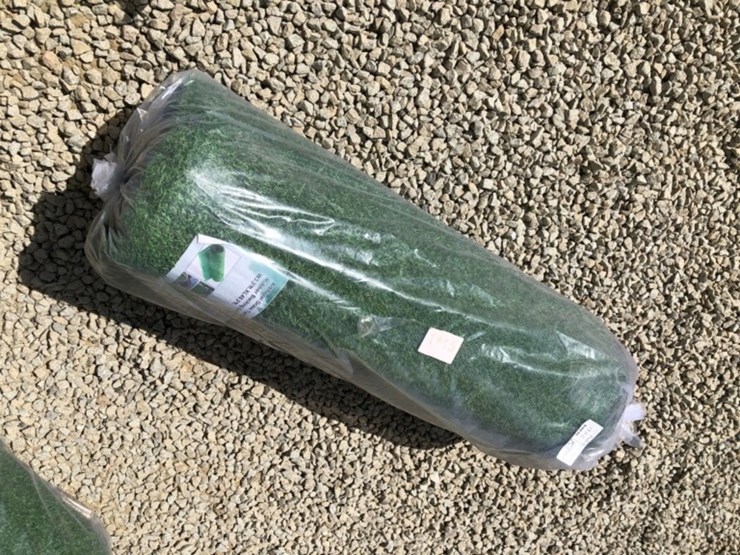 3.3ft-x-49.2ft-roll-of-unused-artificial-turf,-image-1