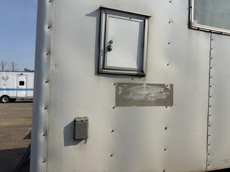 1995-cargo-wells-image-23