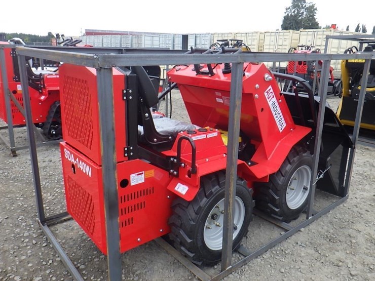 2026-agt-sda-140w-skid-steer-loader-image-3