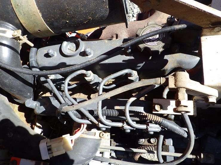 kubota-b2150hsd-image-16