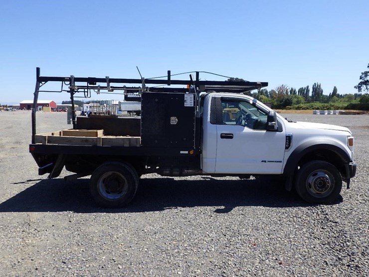 2020-ford-f550-image-6