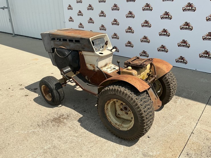 #5552-•-sears-917.25750-vintage-garden-tractor-image-2