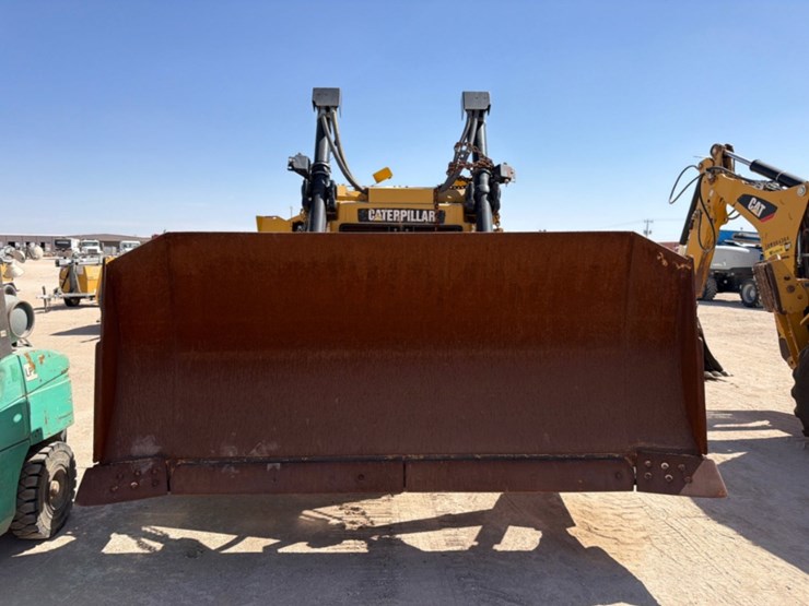 caterpillar-d6t-xl-image-2