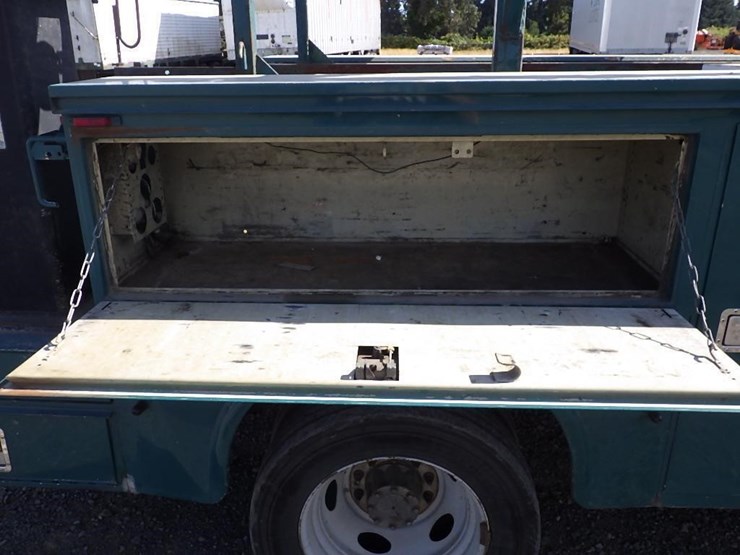 2005-ford-f450-image-32