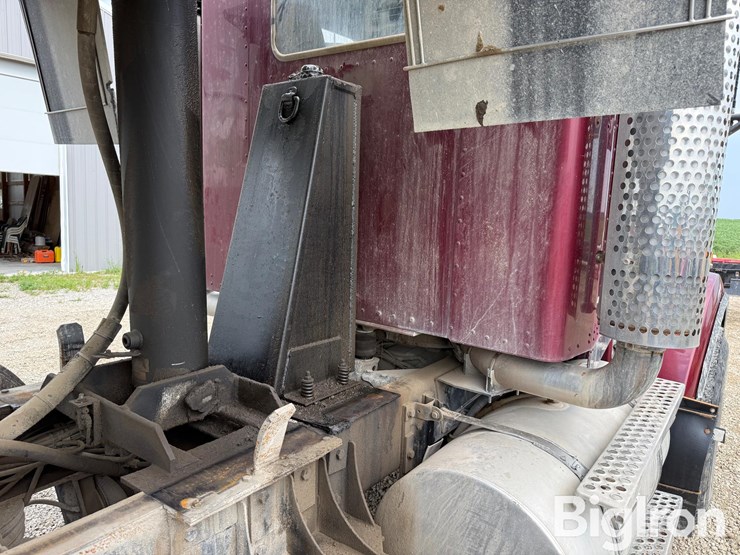 2004-kenworth-t800-image-13