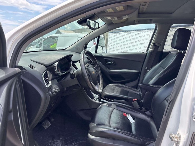 2018-chevrolet-trax-suv-image-7
