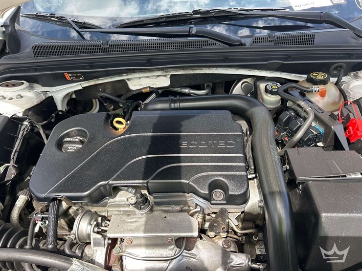 2018-chevrolet-malibu-sedan-image-8